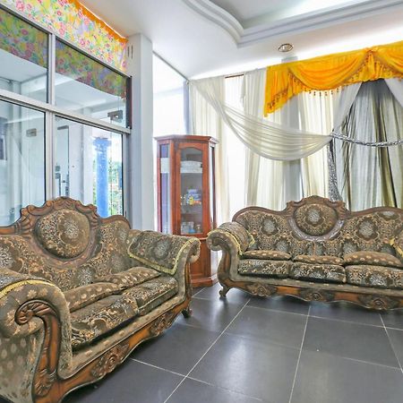 โอโย 89933 นัน โฮเต็ล Hotel Jeli ภายนอก รูปภาพ