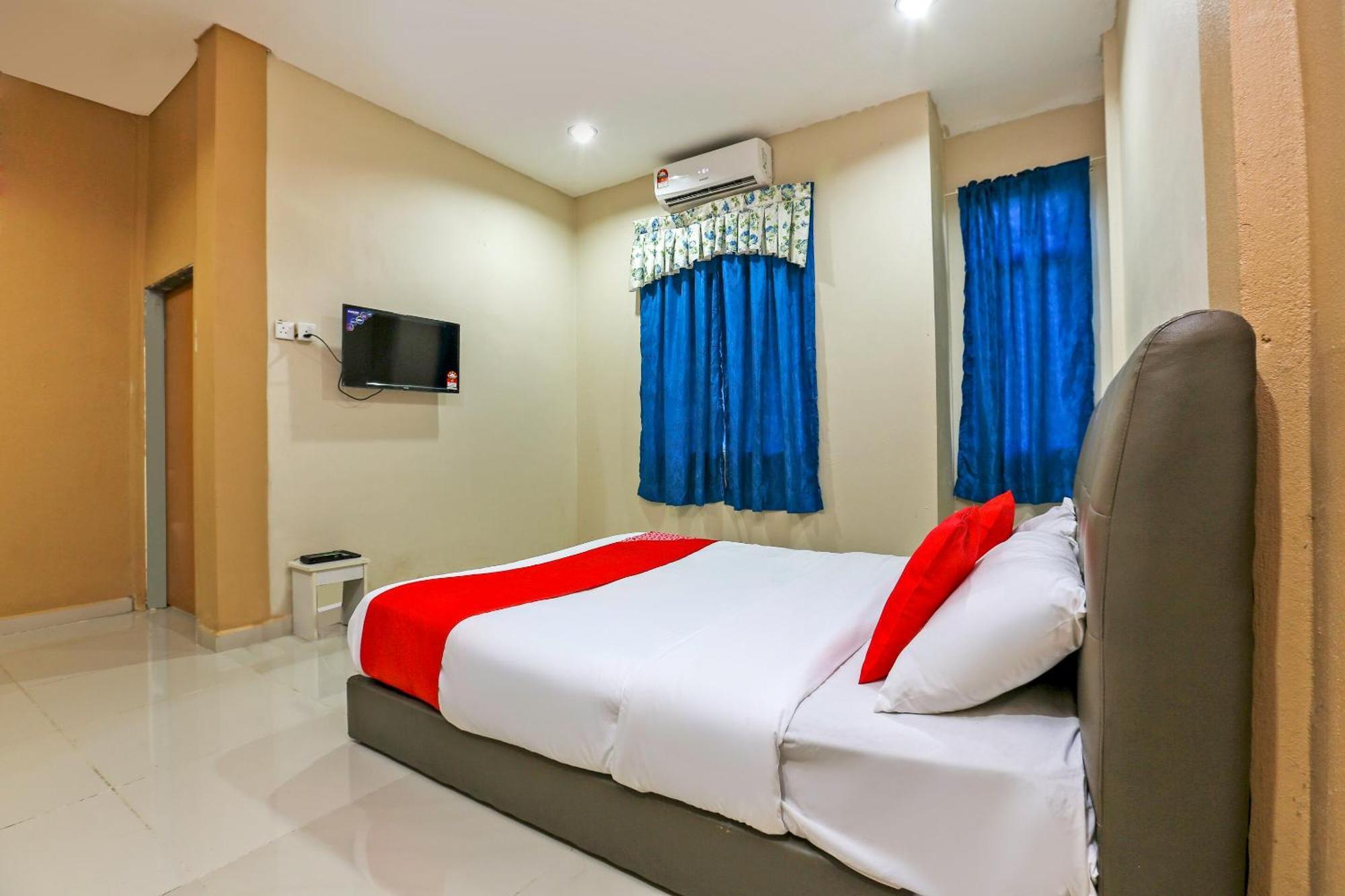 โอโย 89933 นัน โฮเต็ล Hotel Jeli ภายนอก รูปภาพ