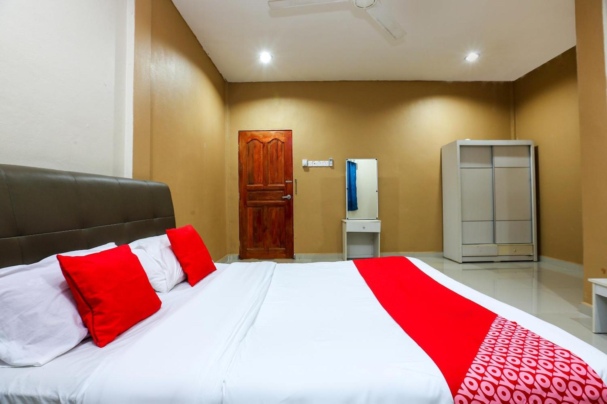 โอโย 89933 นัน โฮเต็ล Hotel Jeli ภายนอก รูปภาพ