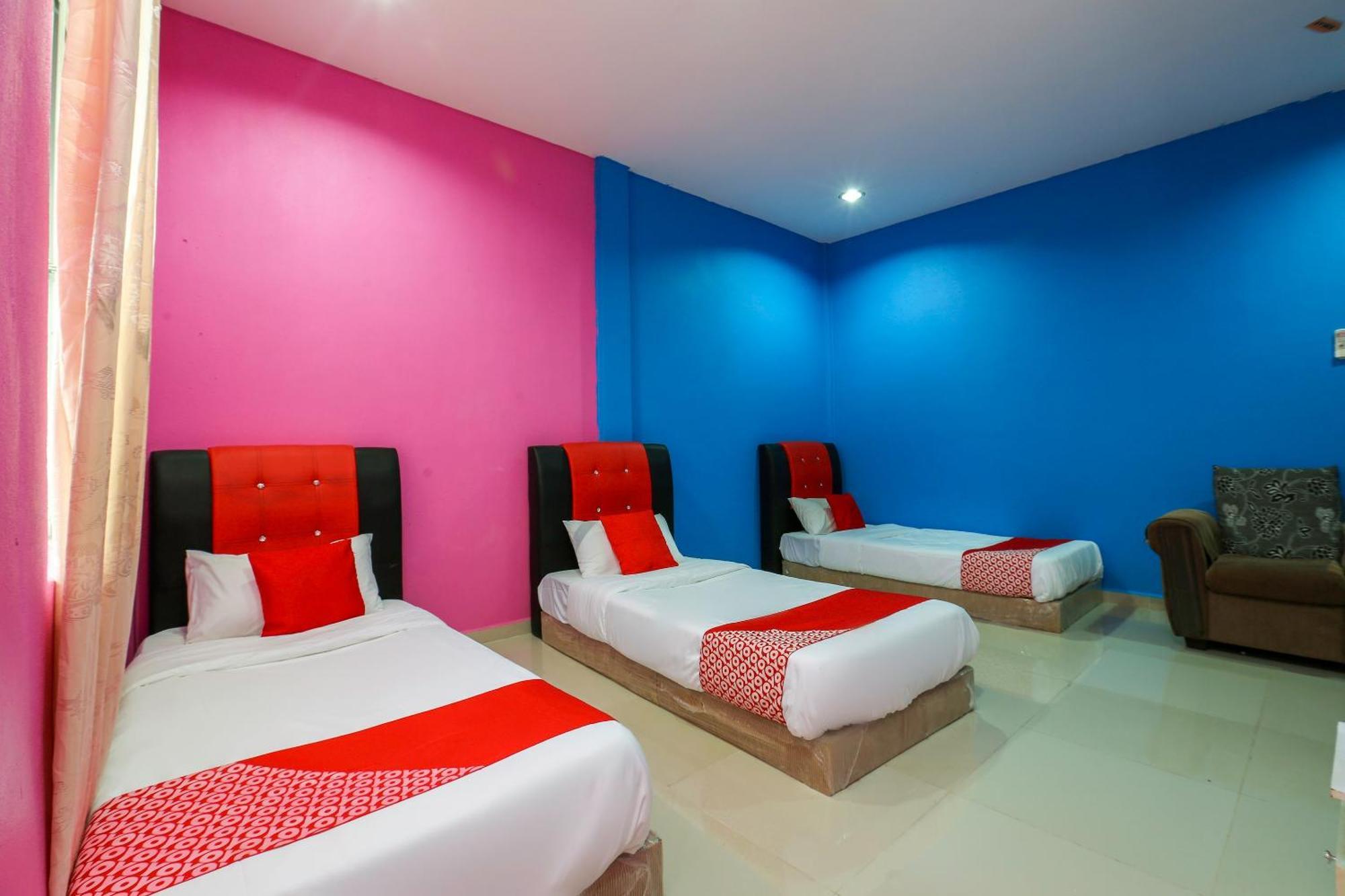 โอโย 89933 นัน โฮเต็ล Hotel Jeli ภายนอก รูปภาพ