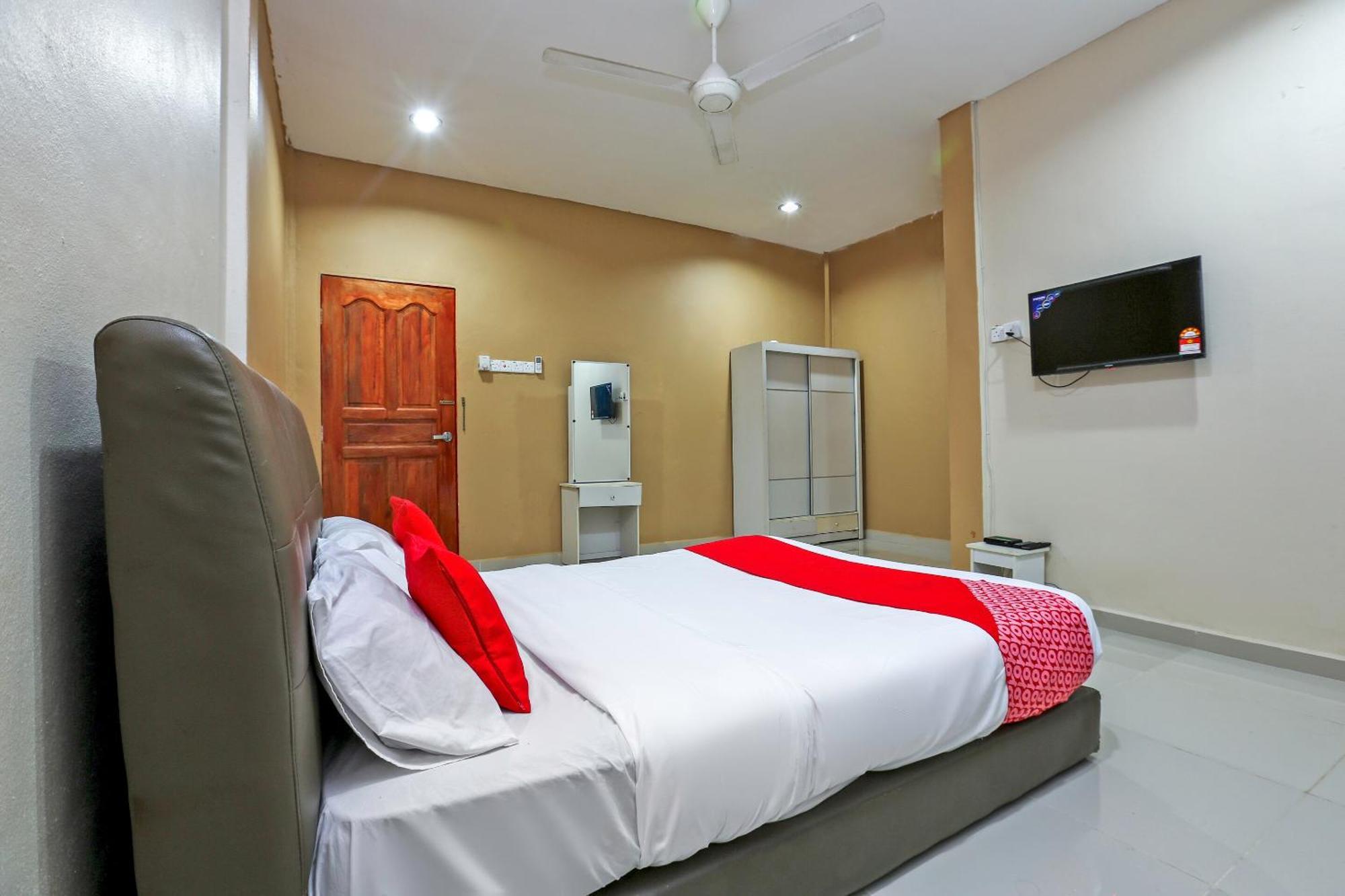 โอโย 89933 นัน โฮเต็ล Hotel Jeli ภายนอก รูปภาพ