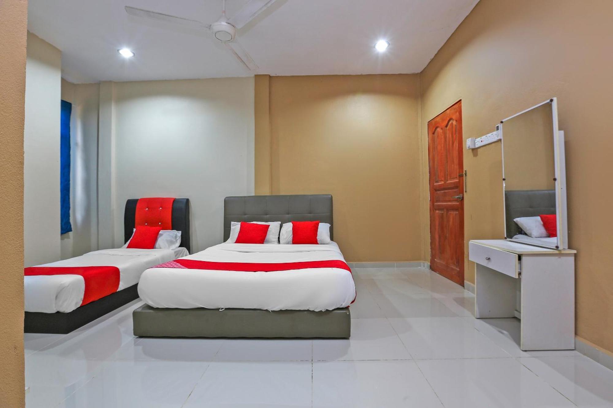โอโย 89933 นัน โฮเต็ล Hotel Jeli ภายนอก รูปภาพ